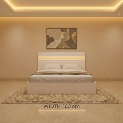 سرير بيانكو مودرن خشب باللون الأبيض من آدم فرنتشر، تصميم بخطوط بسيطة وزاوية جانبية تبرز تناغمه مع الديكورات الدافئة